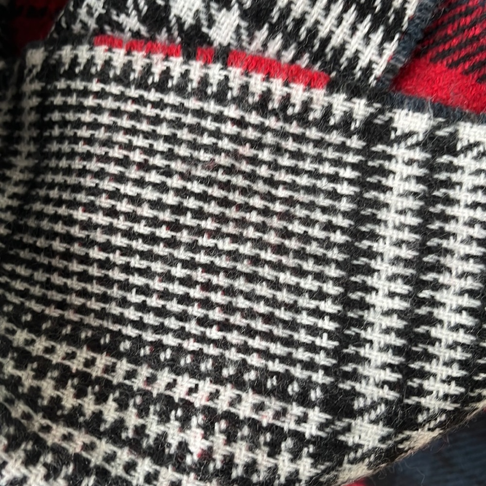 Scarf - Picture 5 of 7